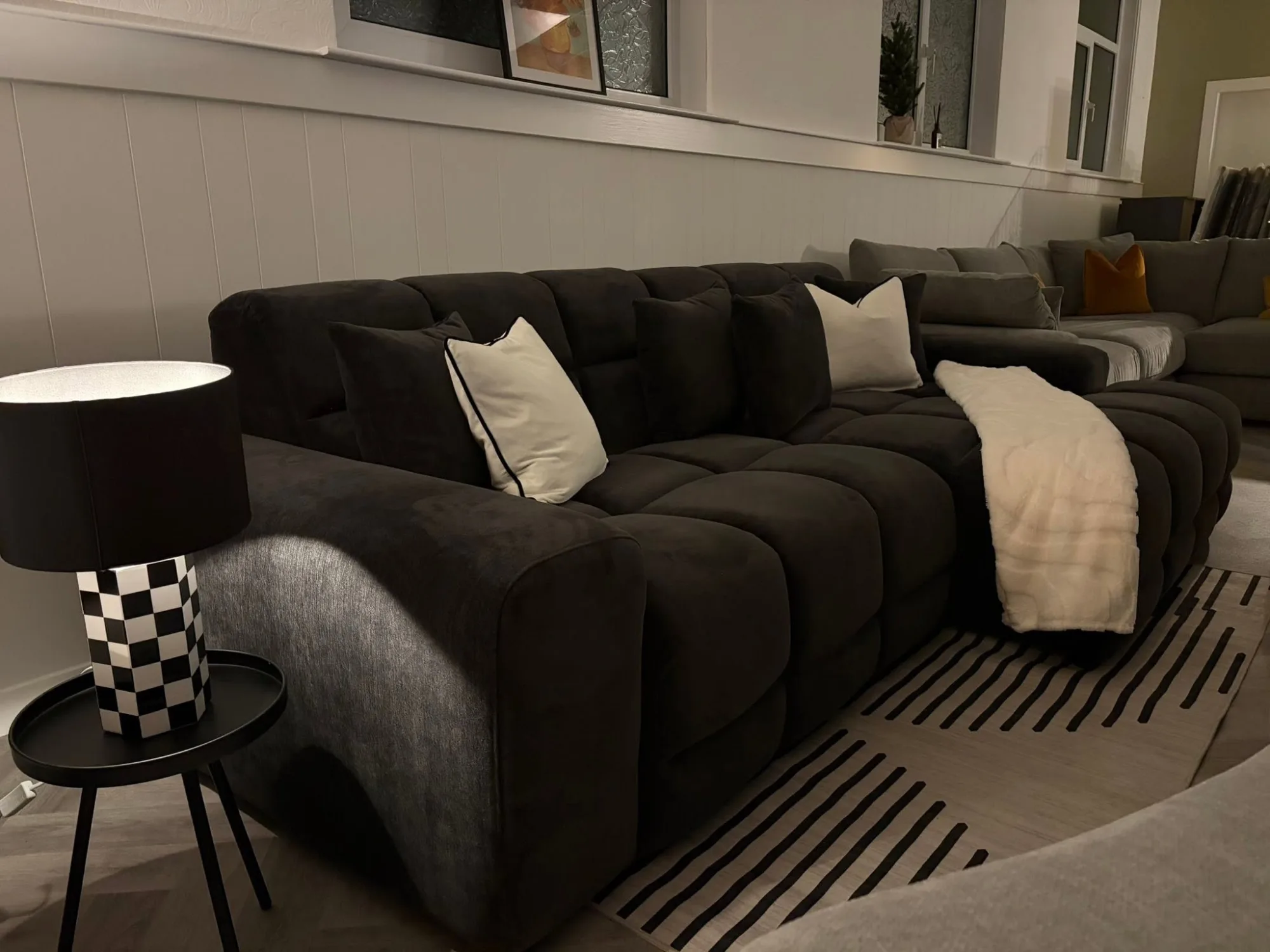 Luxe Black RHF Corner Chaise